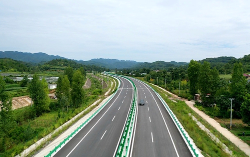 1-张校名_副本.jpg