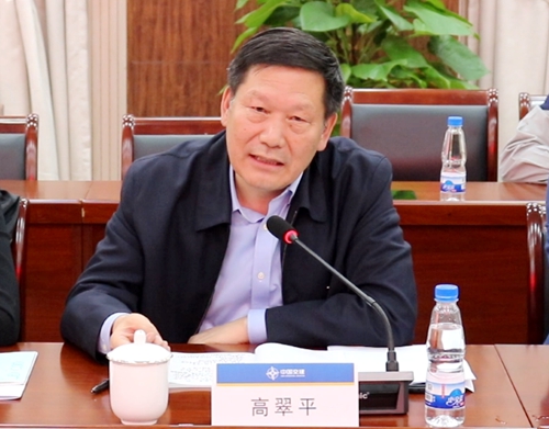 高翠平讲话 500_副本.jpg