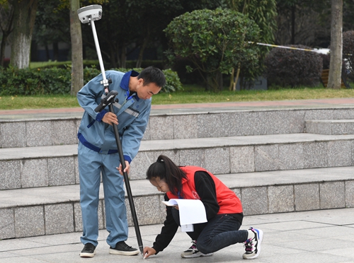 技能比赛现场3_500.jpg