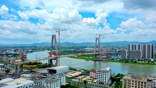 揭阳大桥合龙右侧全景照片_副本.jpg